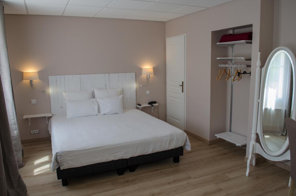 Hotel Lac Et Foret Saint-André-les-Alpes 외부 사진