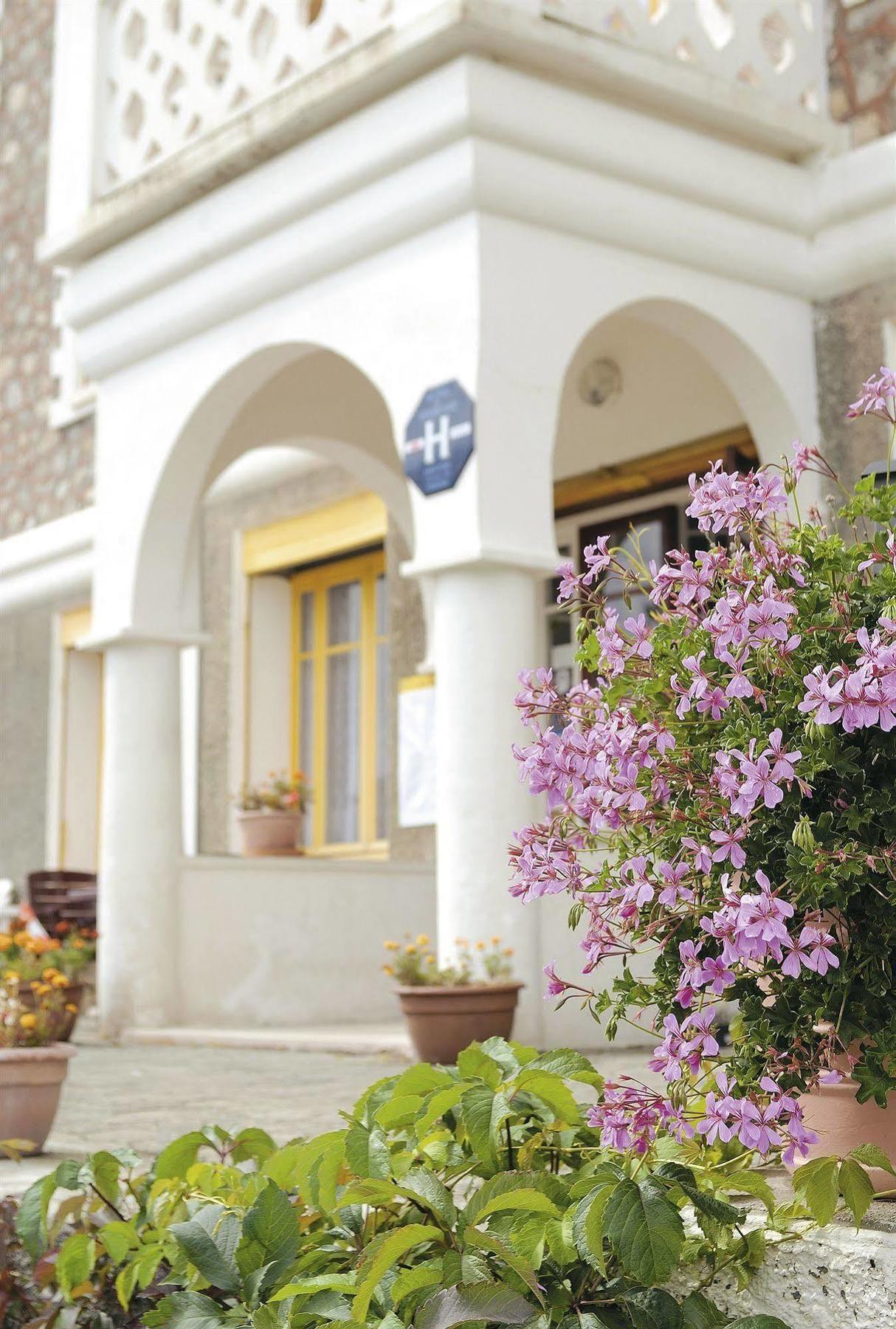 Hotel Lac Et Foret Saint-André-les-Alpes 외부 사진