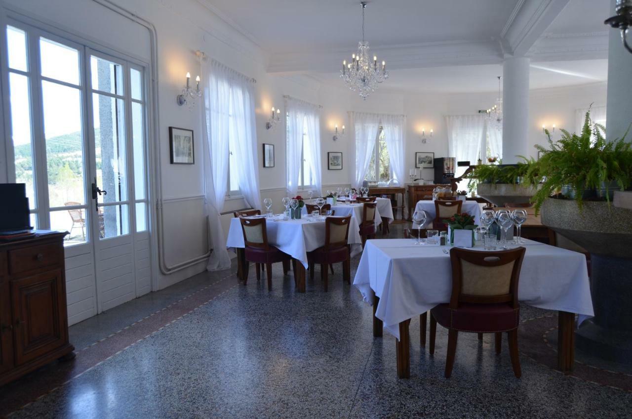 Hotel Lac Et Foret Saint-André-les-Alpes 외부 사진